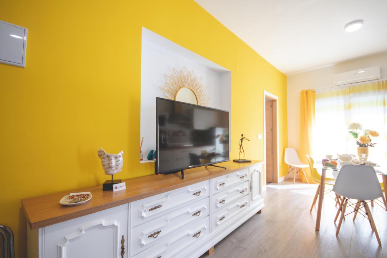 Apartamentos Coso De San Albin Mérida Zewnętrze zdjęcie