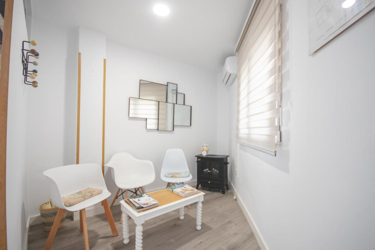 Apartamentos Coso De San Albin Mérida Zewnętrze zdjęcie