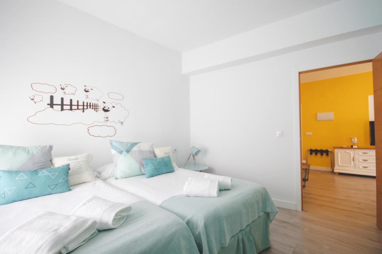 Apartamentos Coso De San Albin Mérida Zewnętrze zdjęcie