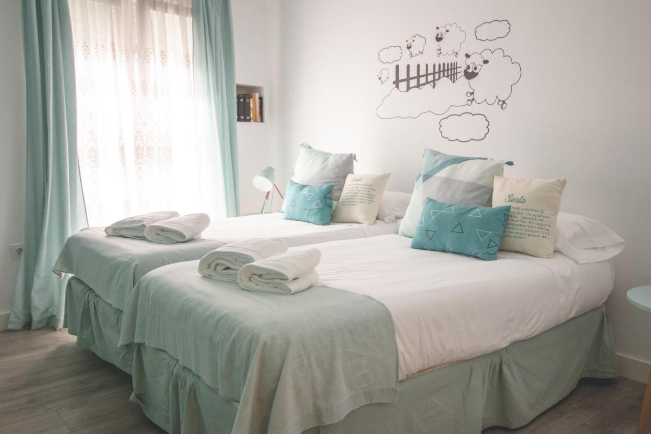 Apartamentos Coso De San Albin Mérida Zewnętrze zdjęcie